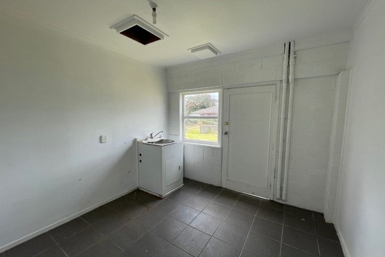 Photo of property in 24 Estuary Road, Weymouth, Auckland, 2103
