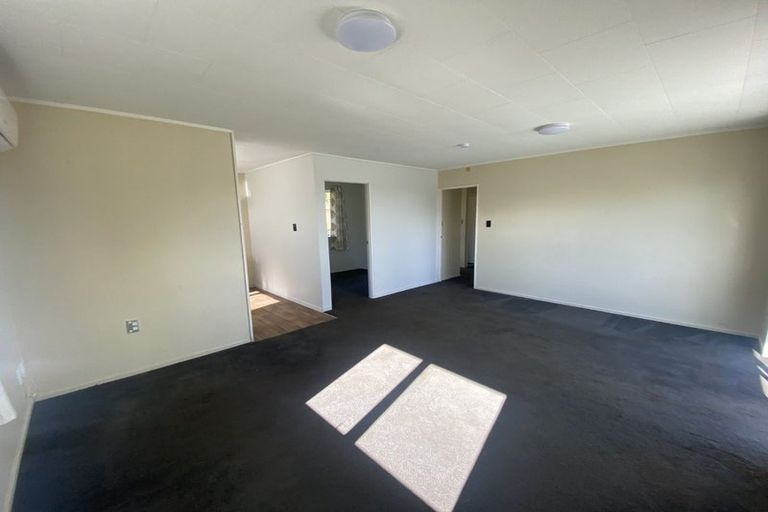 Photo of property in 238 Dominion Road, Red Hill, Papakura, 2110