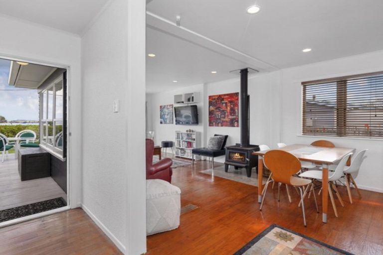 Photo of property in 542 Leigh Road, Whangateau, Warkworth, 0985