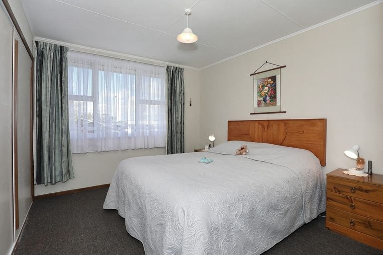 Photo of property in 14 Fergusson Street, Marton, 4710