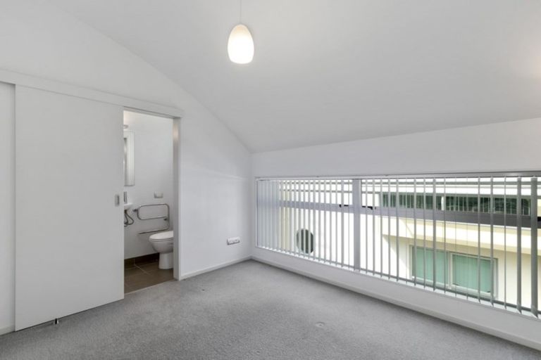 Photo of property in 1a/10 Park Avenue, Epuni, Lower Hutt, 5011