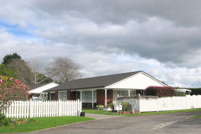 Photo of property in 24 Lydbrook Place, Otumoetai, Tauranga, 3110