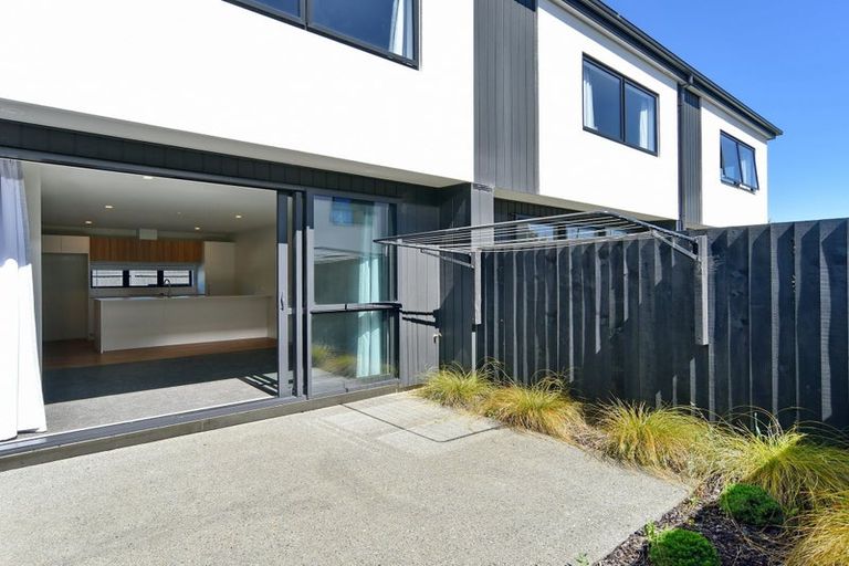 Photo of property in 4/25 Evesham Crescent, Spreydon, Christchurch, 8024