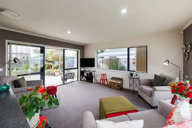 Photo of property in 1a Haggitt Street, Feilding, 4702