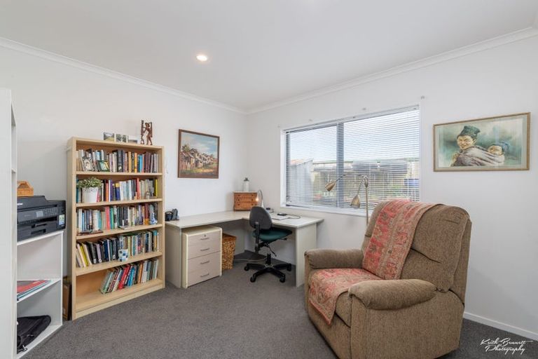 Photo of property in 19 Kelso Grove, Kelson, Lower Hutt, 5010