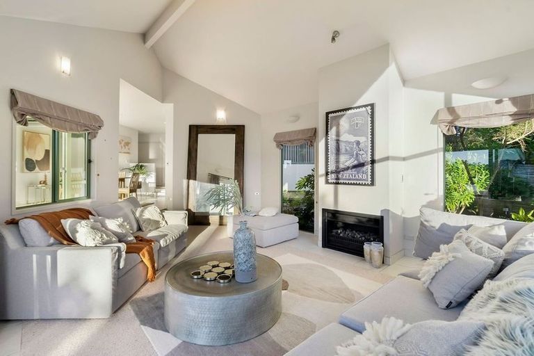 Photo of property in 62 Voyager Drive, Gulf Harbour, Whangaparaoa, 0930