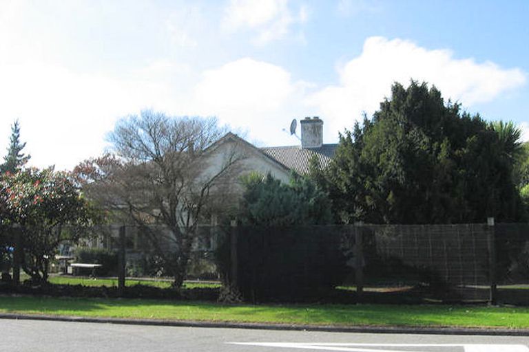 Photo of property in 6 Durham Street, Waimate, 7924