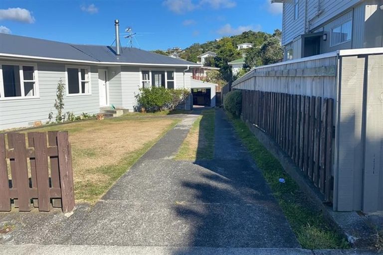 Photo of property in 14 Clematis Grove, Maungaraki, Lower Hutt, 5010