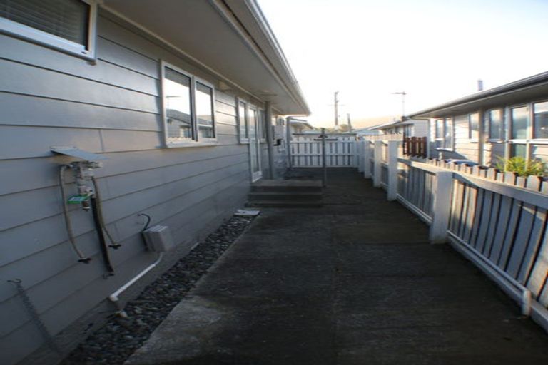 Photo of property in 20a Plunket Avenue, Papatoetoe, Auckland, 2104