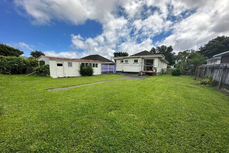 Photo of property in 29 Godley Street, Waterloo, Lower Hutt, 5011