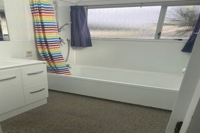 Photo of property in 19a Bahama Crescent, Paraparaumu Beach, Paraparaumu, 5032