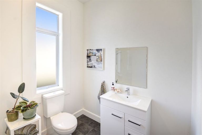 Photo of property in 75 Bay View Road, South Dunedin, Dunedin, 9012