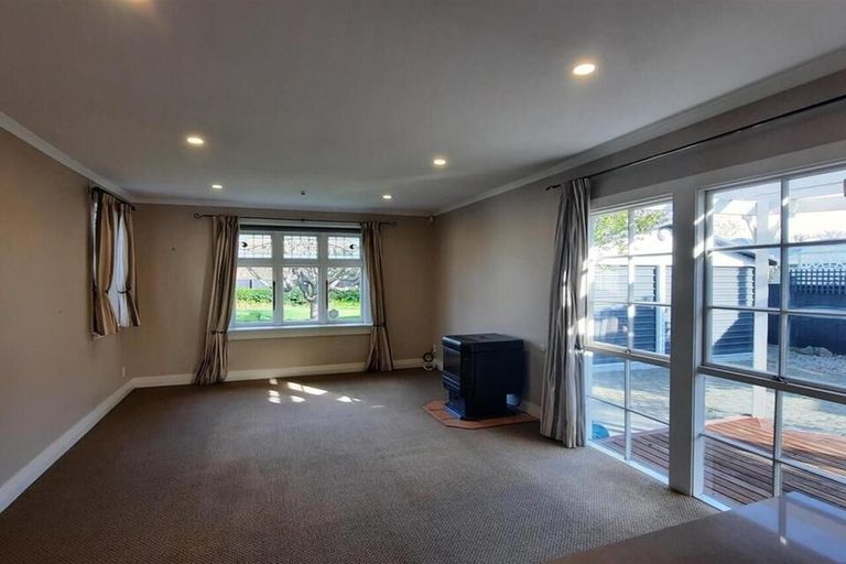 Photo of property in 131 Petrie Street, Richmond, Christchurch, 8013