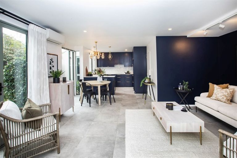 Photo of property in 35a Trafalgar Street, St Albans, Christchurch, 8014