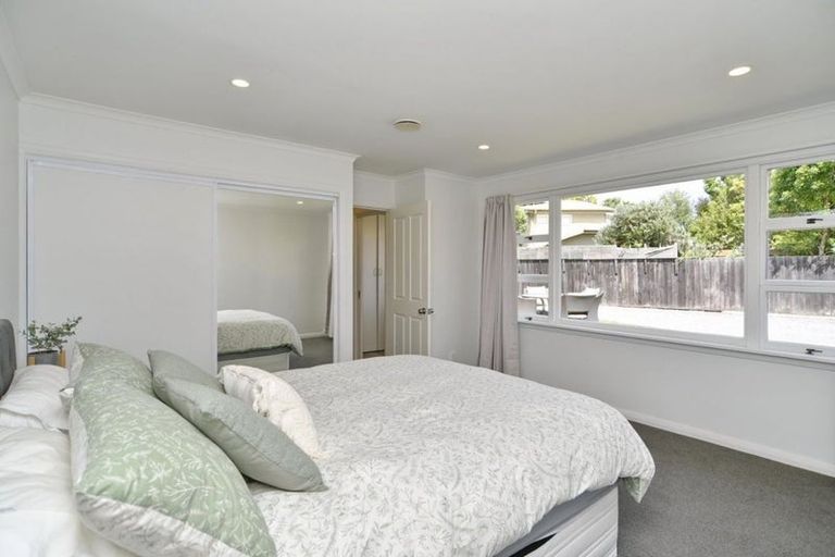 Photo of property in 26 Hadlow Place, Burnside, Christchurch, 8041