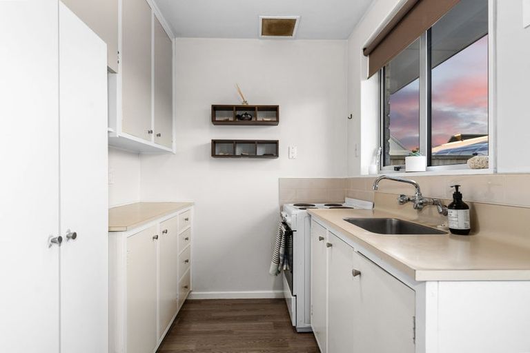 Photo of property in 1/9 Larkhill Place, Russley, Christchurch, 8042