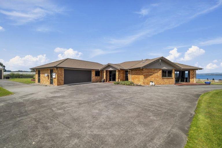 Photo of property in 4 Atkins Lane, Hamurana, Rotorua, 3097