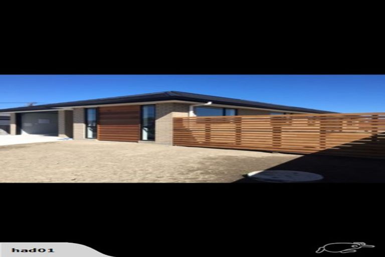 Photo of property in 3 Waihurihia Street, Otaki, 5512