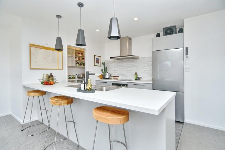 Photo of property in 10 Hamlett Drive, Woodend, 7610