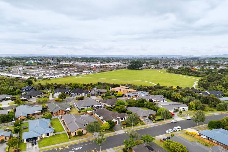 Photo of property in 53 Barrington Drive, Huntington, Hamilton, 3210