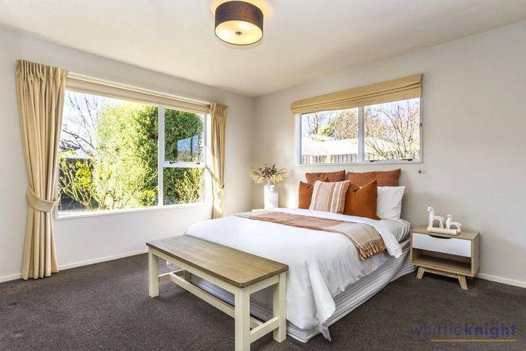 Photo of property in 8 Innisfree Place, Northwood, Christchurch, 8051