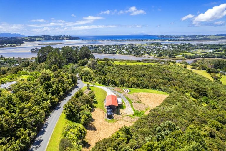 Photo of property in 70 Upper Whangateau Road, Big Omaha, 0985