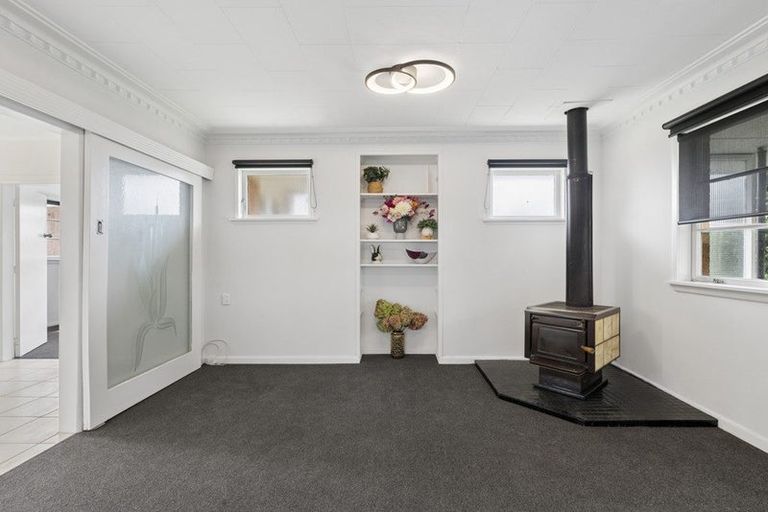 Photo of property in 222 Great South Road, Huntly, 3700