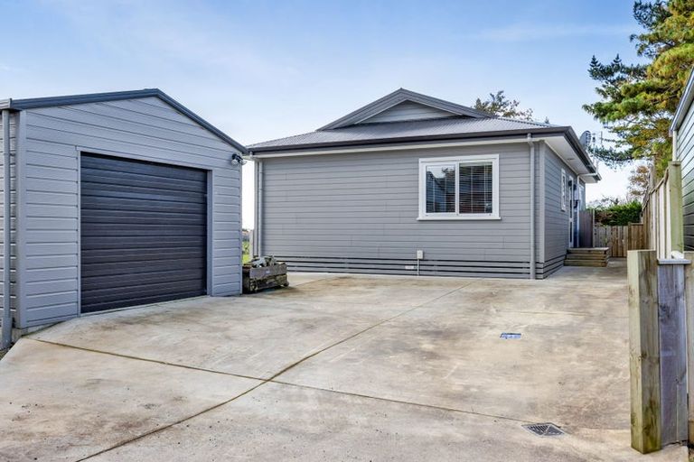 Photo of property in 8 Manatu Lane, Inglewood, 4330