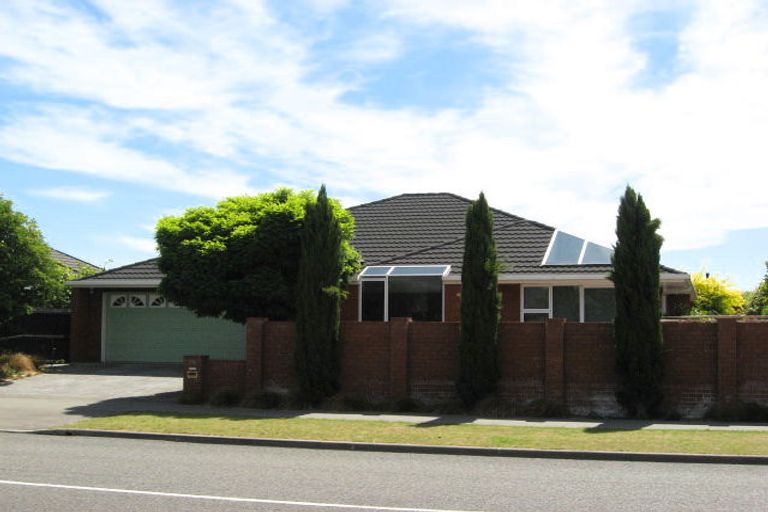 Photo of property in 25 Apsley Drive, Russley, Christchurch, 8042