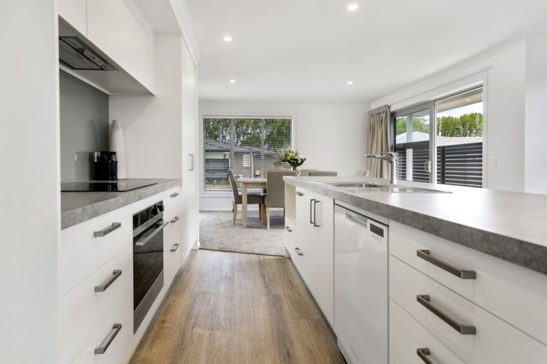 Photo of property in 28 Bastille Court, Rangatira Park, Taupo, 3330