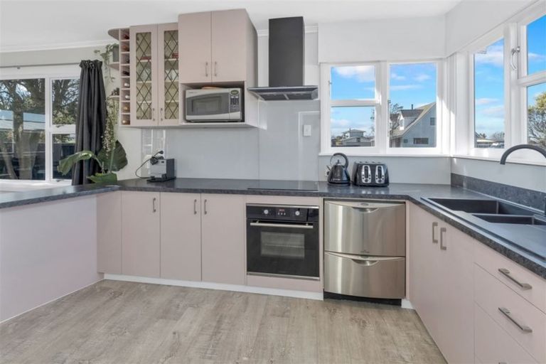 Photo of property in 21 Meadow Street, Kaiapoi, 7630