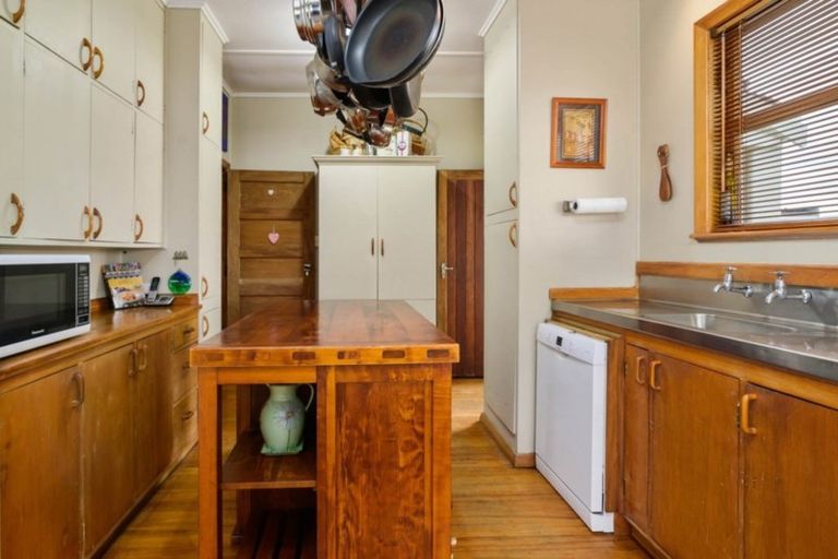 Photo of property in 38 Dickens Street, Owhata, Rotorua, 3010