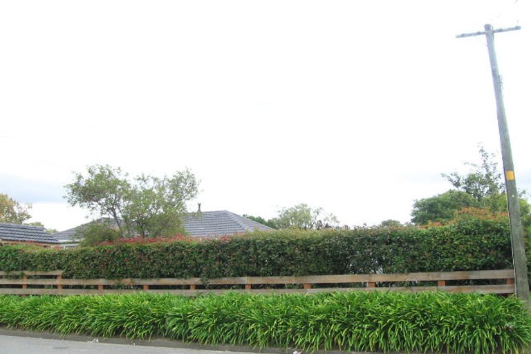 Photo of property in 12 Montgomery Crescent, Clouston Park, Upper Hutt, 5018