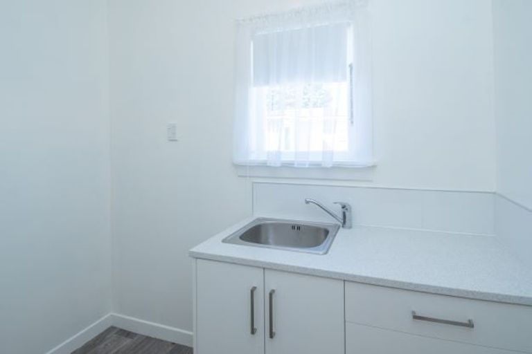 Photo of property in 4 Valley Road, Mangapapa, Gisborne, 4010