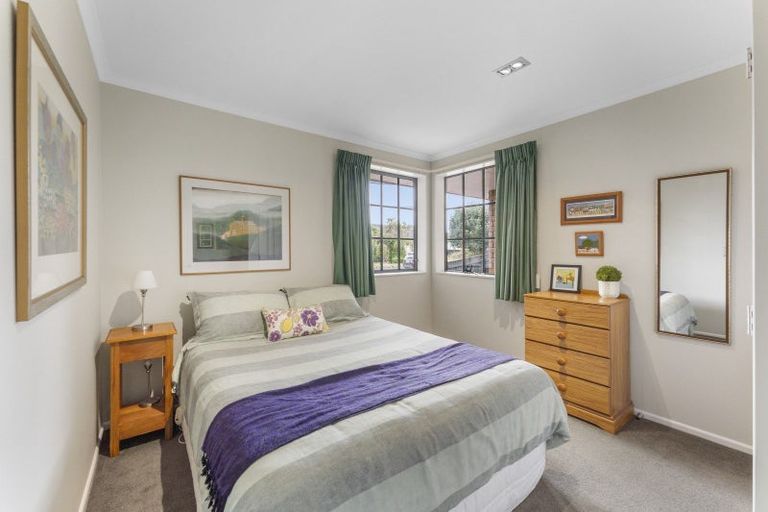 Photo of property in 5 Rongonui Street, Elderslea, Upper Hutt, 5018