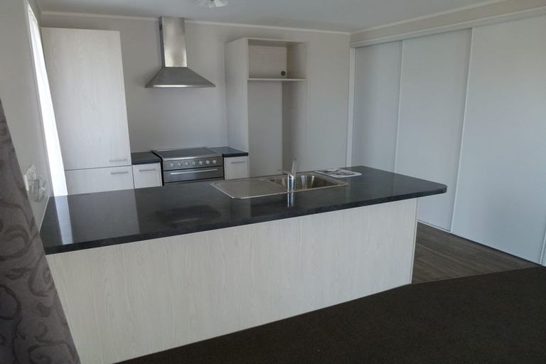 Photo of property in 38 Hobart Crescent, Wattle Downs, Auckland, 2103