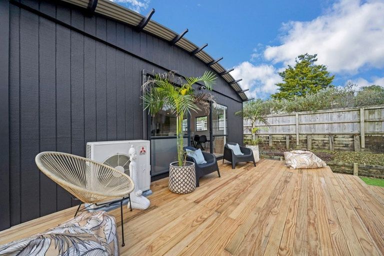 Photo of property in 36a Zefiro Drive, Massey, Auckland, 0614