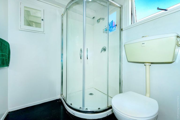 Photo of property in 437 Ferry Road, Woolston, Christchurch, 8023