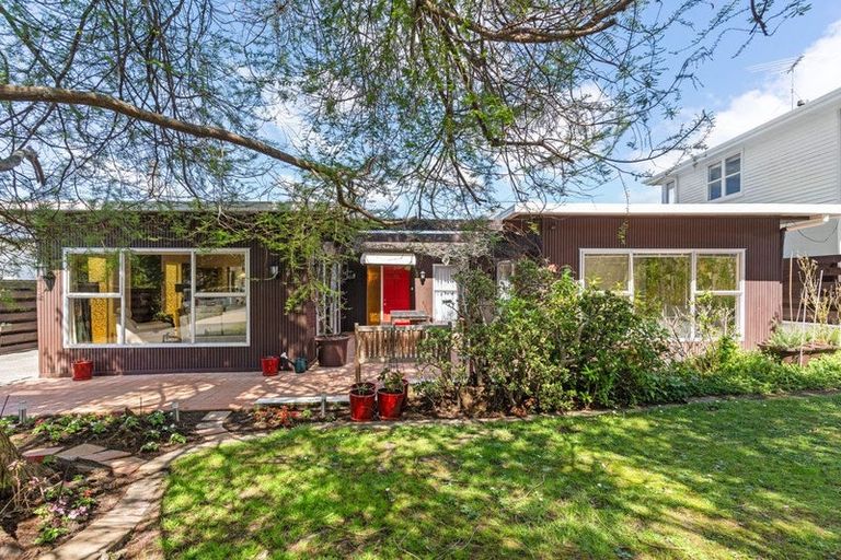 Photo of property in 72 Glenvar Road, Torbay, Auckland, 0630