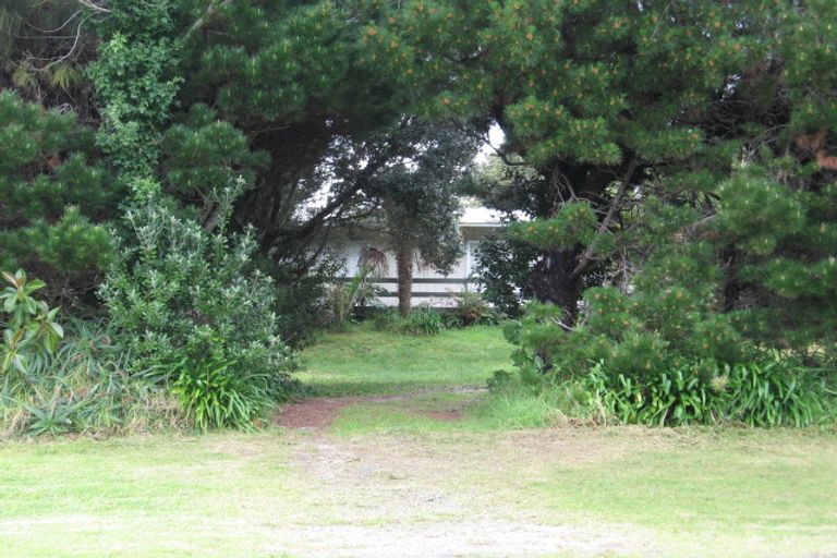Photo of property in 148 Ocean Beach Road, Tairua, 3508