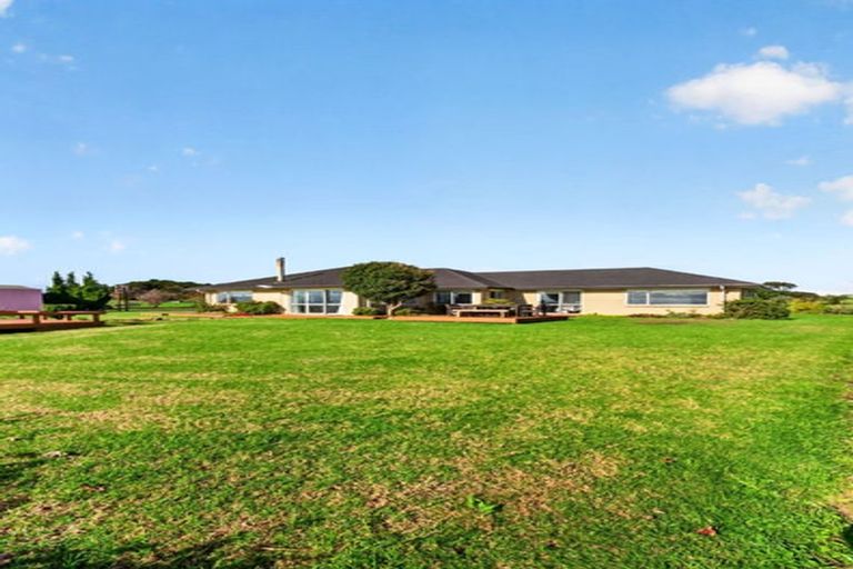 Photo of property in 259 Mairetahi Road, South Head, Helensville, 0874