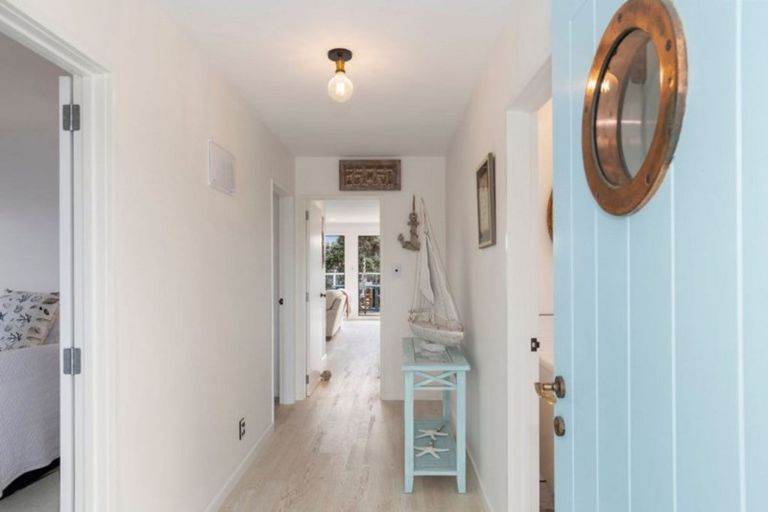 Photo of property in 1/4 Oceanview Road, Mount Maunganui, 3116