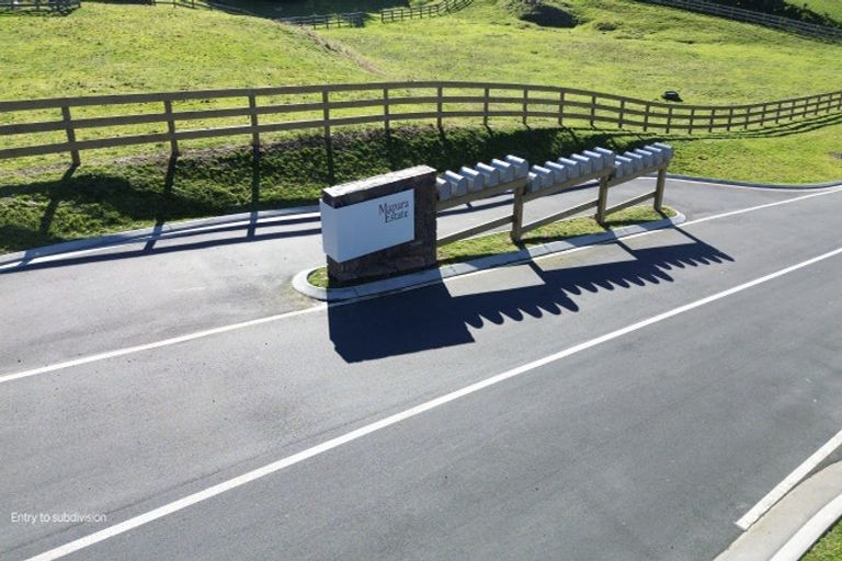 Photo of property in 2 Willow Lane, Acacia Bay, 3385