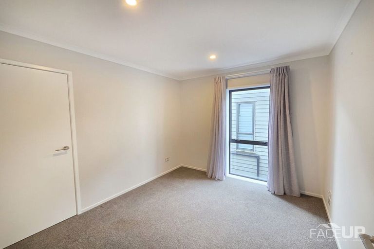 Photo of property in 16 Chaffinch Road, Hobsonville, Auckland, 0616