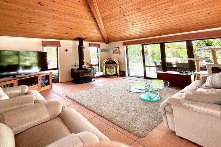 Photo of property in 105 Kapiro Road, Kerikeri, 0294