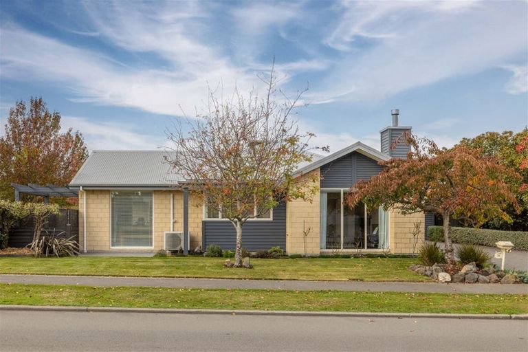 Photo of property in 36 Mcmahon Drive, Aidanfield, Christchurch, 8025