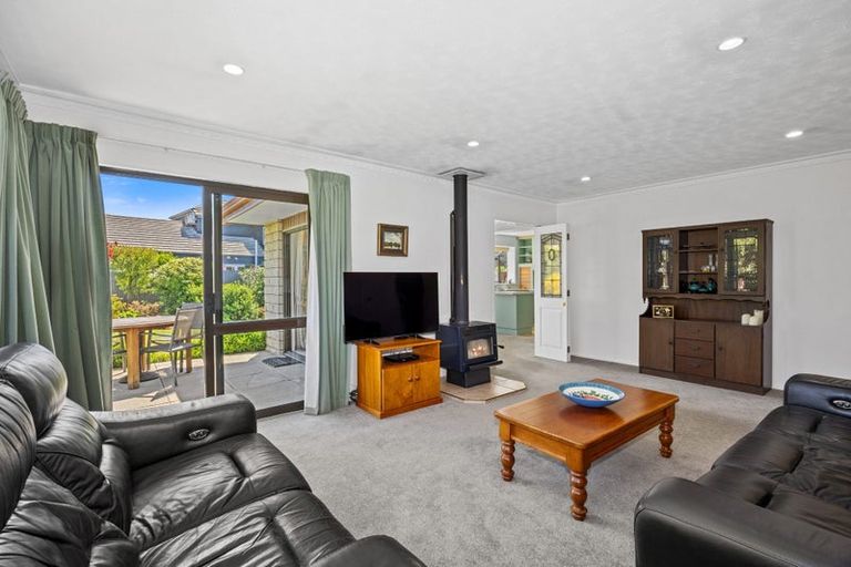 Photo of property in 14 Camrose Place, Ilam, Christchurch, 8041