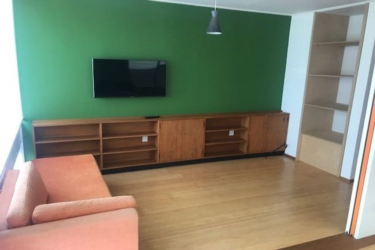 Photo of property in Embassy Court, 72 Brougham Street, Mount Victoria, Wellington, 6011