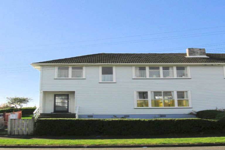 Photo of property in 9-11 Bedford Street, Cannons Creek, Porirua, 5024