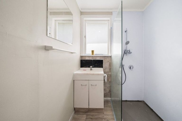 Photo of property in 7 Sutcliffe Place, Otara, Auckland, 2023